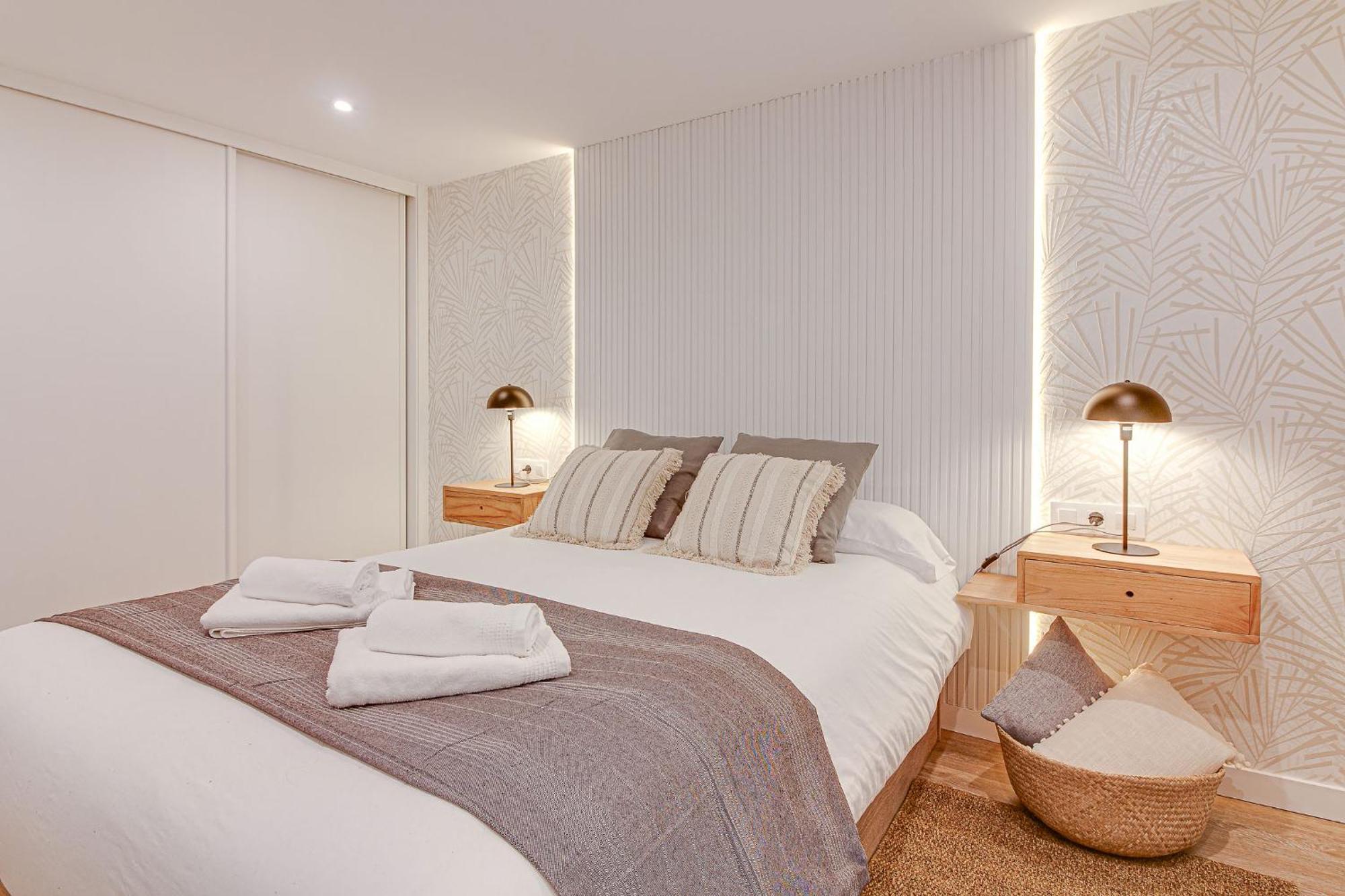 Diseno A Coruna Con Garaje Gratis By Theblueapartments Com Kültér fotó